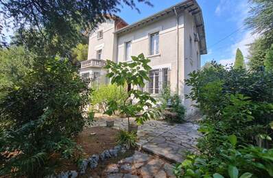 Alès - Maison Bourgeoise 330 m2 sur 1500m² de terrain clos — photo du bien