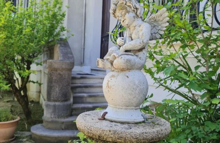 Alès - Maison Bourgeoise 330 m2 sur 1500m² de terrain clos — photo 2