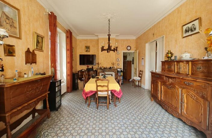 Alès - Maison Bourgeoise 330 m2 sur 1500m² de terrain clos — photo 5