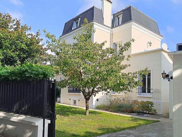 Maison Bourgeoise proche RER A 10 pièces 240m² NEUILLY-PLAISANCE (93360) — photo du bien