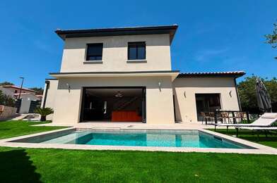 Maison 5 pièces 546000 €