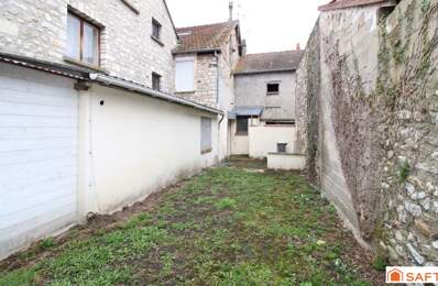 Maison de ville proche de toutes les commodités — photo du bien