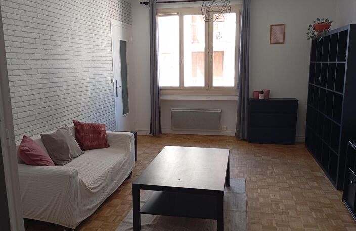 Location appartement 3 pièces 64 m² à Saint-Étienne (42100) — photo 4