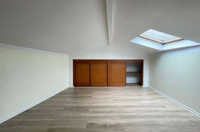 Appartement 4 pièces 1040 €