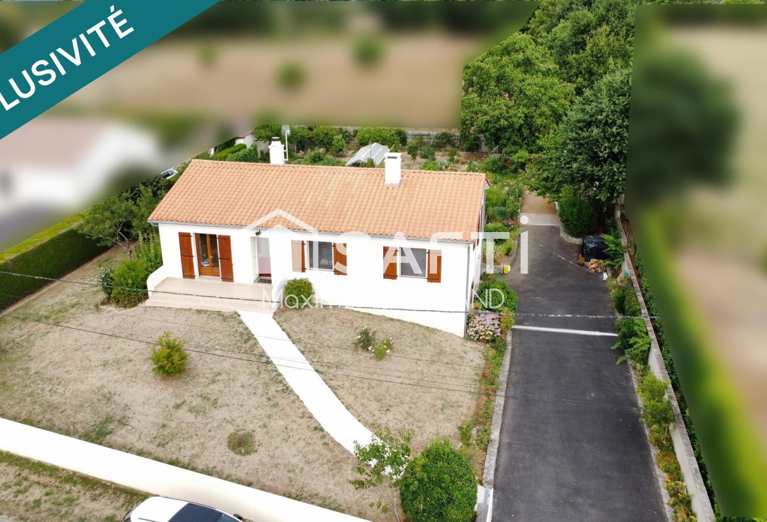 Pavillon sur sous-sol  97m²  3 chambres  Terrain de 1 500 m². — photo 1