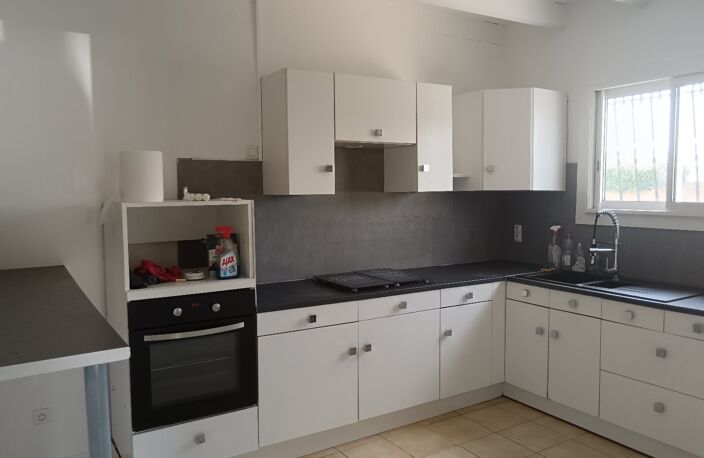 Villa — photo 3