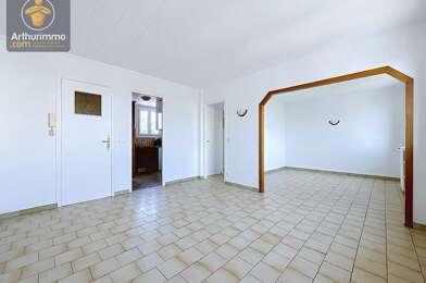 Appartement 4 pièces 148610 €