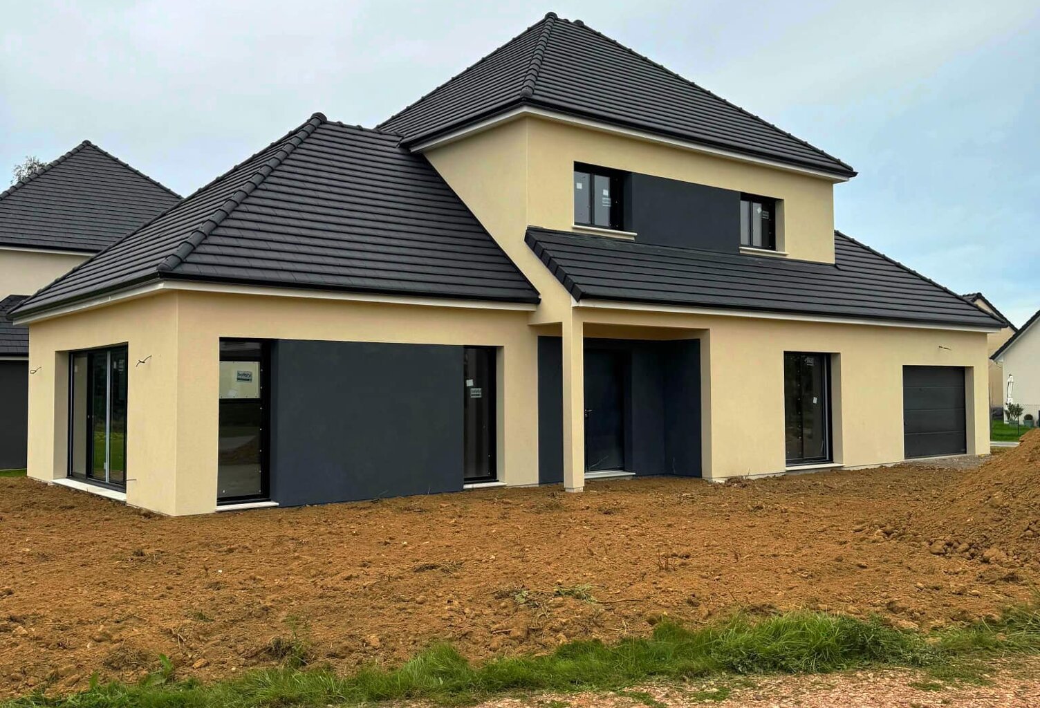 A VENDRE MAISON A LA VAUPALIERE — photo 1