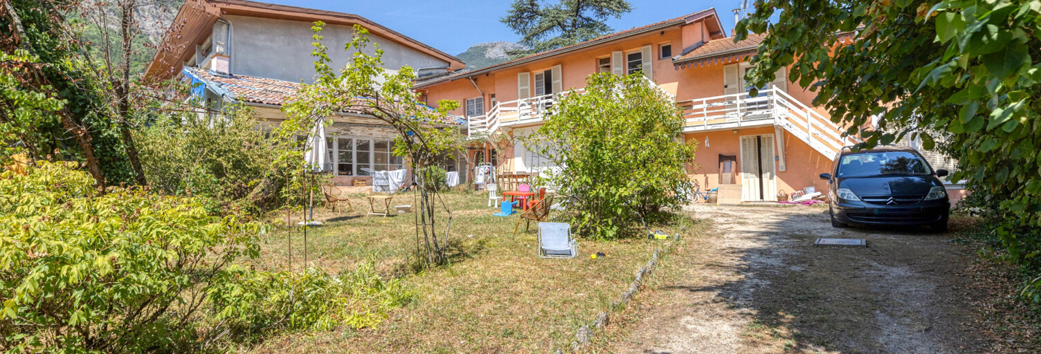 Maison 9 Pièces 220 m² à vendre à La Tronche (38700)