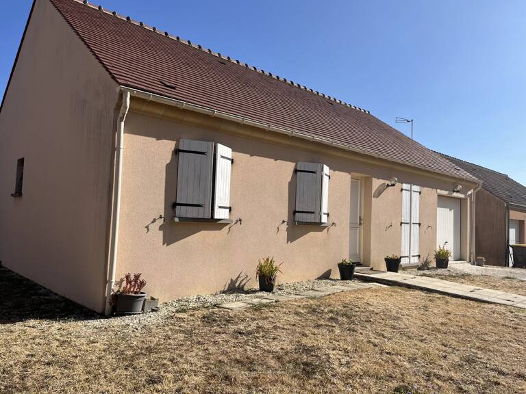 Maison de plain-pied à Saint-Maurice-sur-Fessard — photo 1