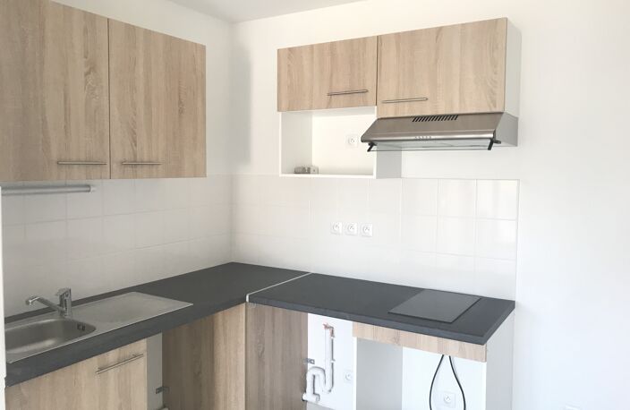 Location appartement 2 pièces 45 m² à Toulouse (31500) — photo 2