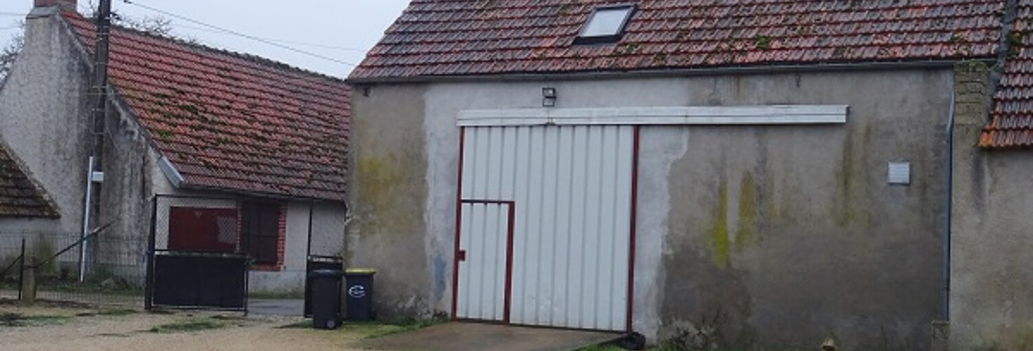 Local industriel  150 m² à louer à Meung-sur-Loire (45130)