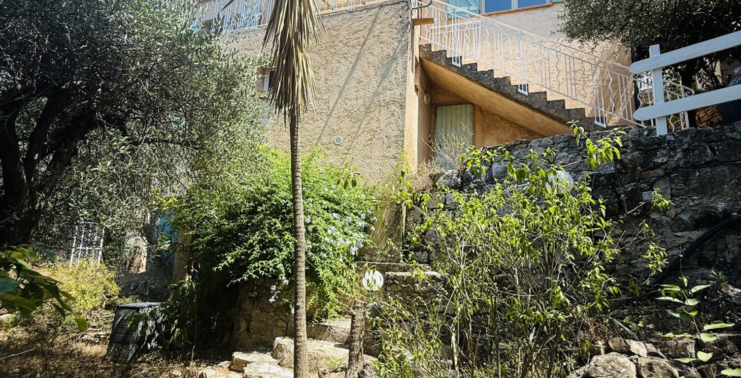 Maison individuelle 106 m2   Drap (06340) — photo 1