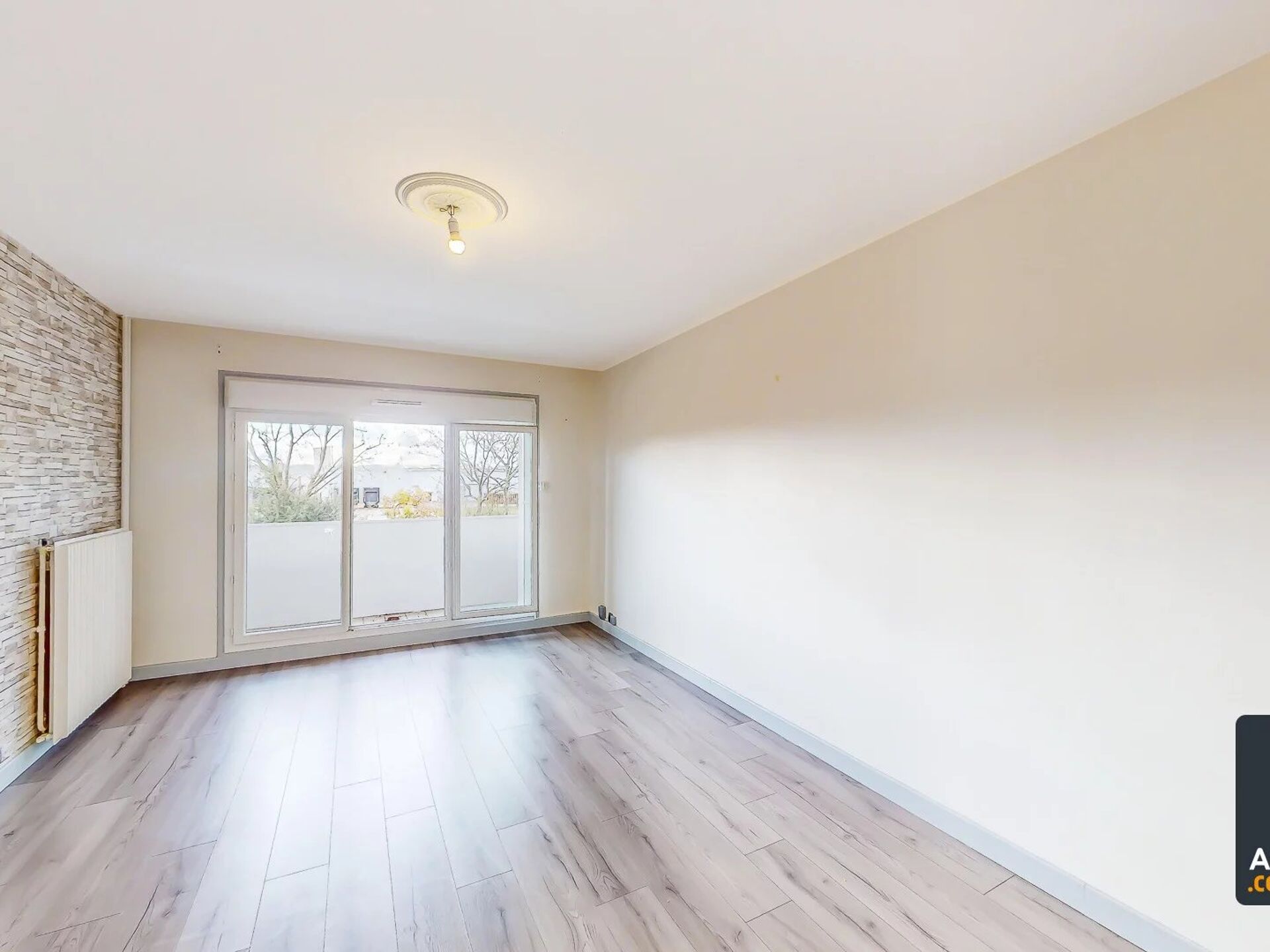 Appartement 3 pièces 61 m² · à Saint-Priest · 61 m² · 950 €