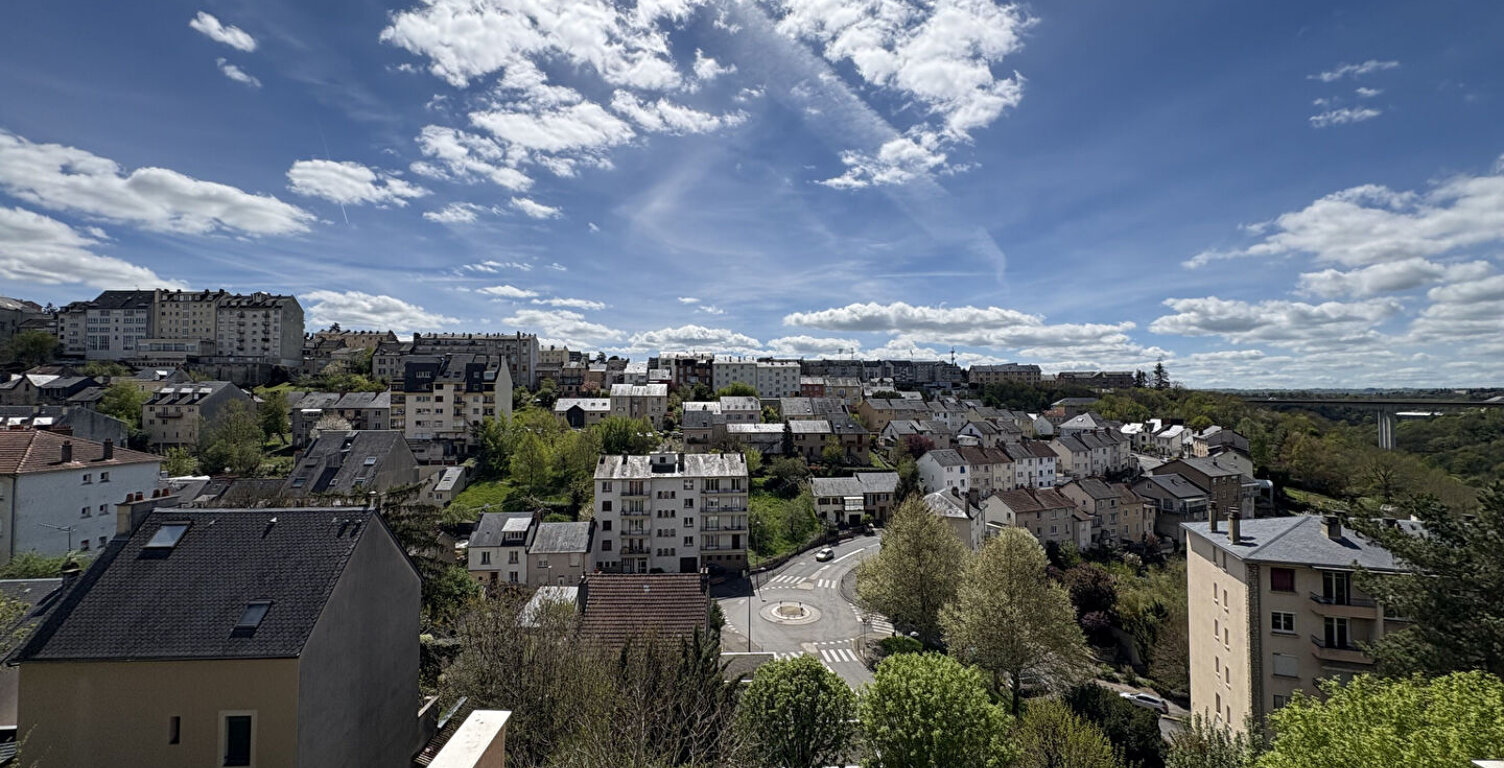 En exclusivité, Appartement T4 avec Terrasse, Cave et Parking — photo 1