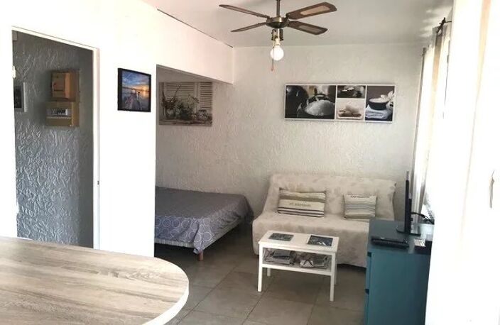 EXCLUSIVITÉ – CAVALAIRE-SUR-MER – STUDIO DE 23 M² AVEC BALCON — photo 2
