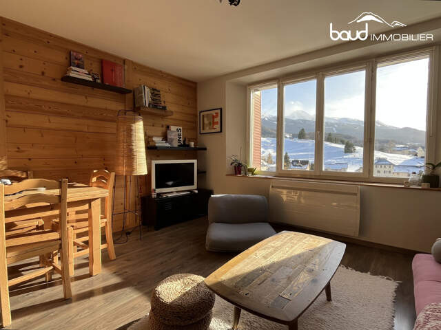 Appartement T3/T4 au centre — photo du bien