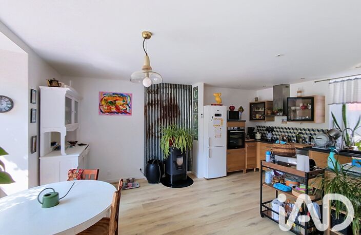 Vente Maison de village 5 pièces — photo 2