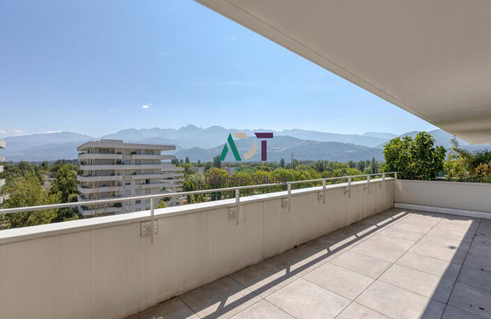 T3 d'exception de 60m2 avec terrasse de 28m2 à Meylan — photo 3