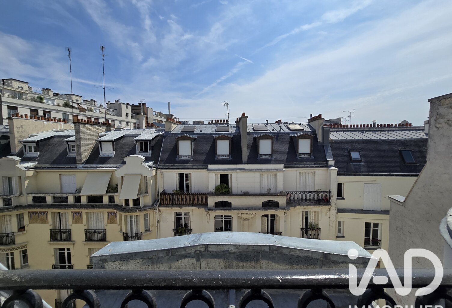 Vente Studio 1 pièce — photo 1