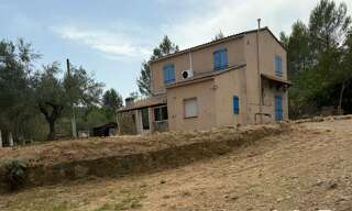 Maison 5 Pièces 112 m² à louer à Carcès (83570)
