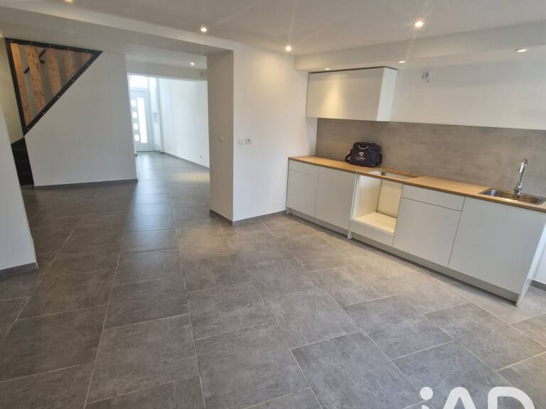 Vente Maison/villa 4 pièces — photo 1