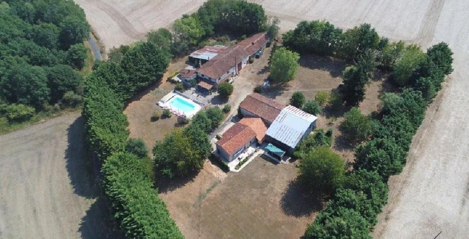 Maison — photo 1