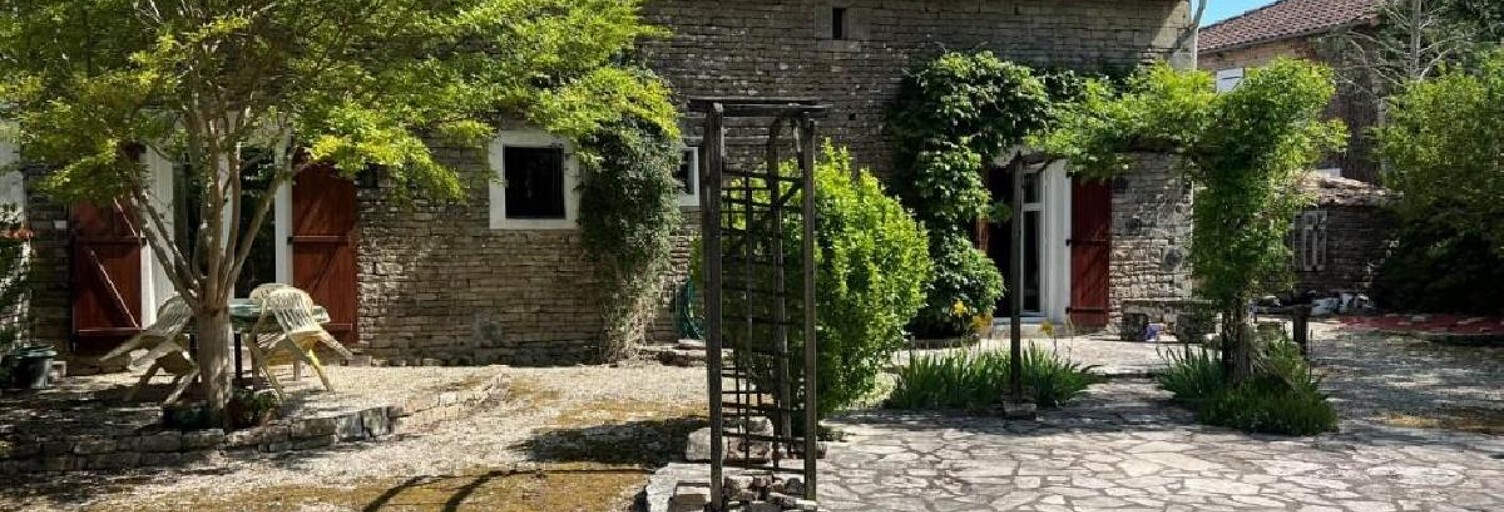 Maison 5 Pièces 147 m² à vendre à Villefagnan (16240)