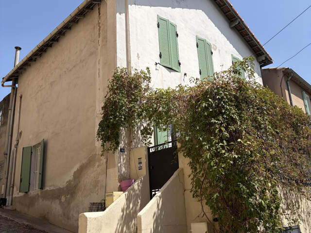 À vendre   Superbe T4 rénové en plein coeur d'Aubagne — photo du bien