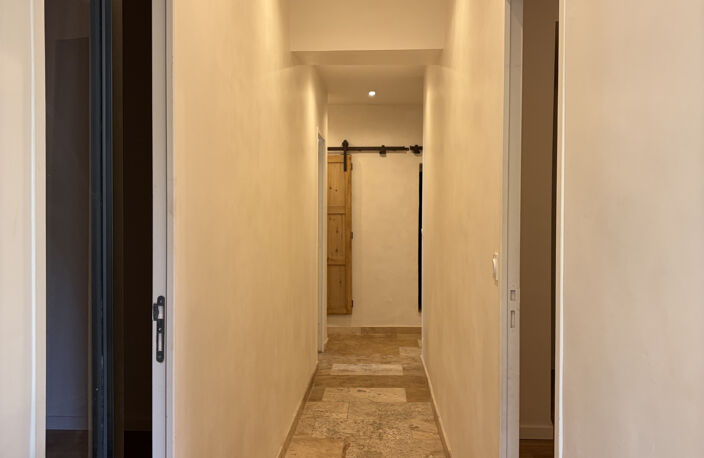 À vendre   Superbe T4 rénové en plein coeur d'Aubagne — photo 3