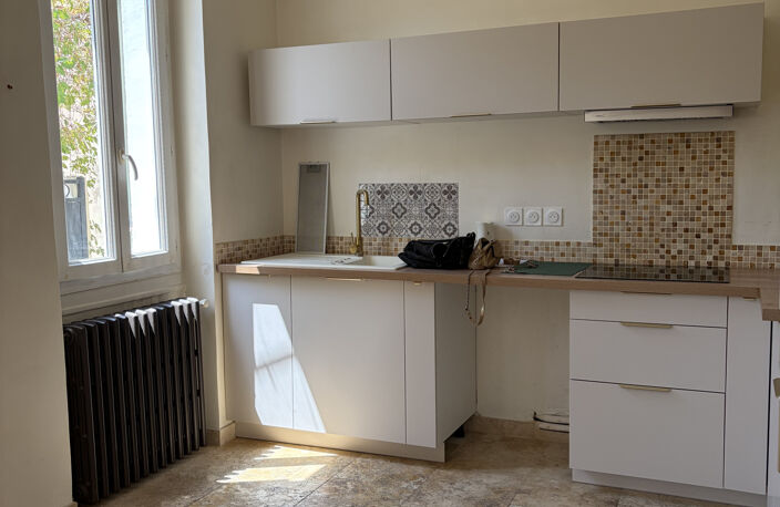 À vendre   Superbe T4 rénové en plein coeur d'Aubagne — photo 4