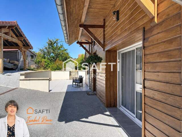 Une maison, chaleureuse, confortable et fonctionnelle — photo du bien