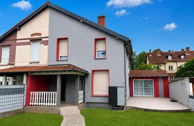 Maison familiale avec 4 chambres — photo du bien