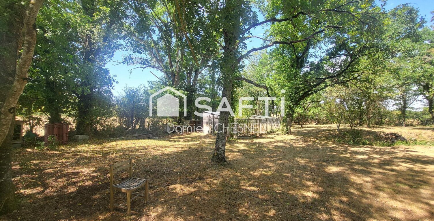 Longère au calme  avec 6 220 m² de terrain — photo 1