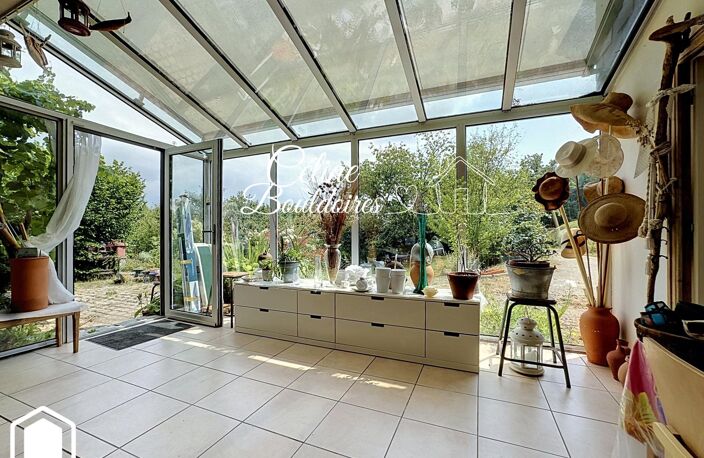 LOPERHET  Maison d'architecte de plain-pied et son écrin de verdure — photo 2