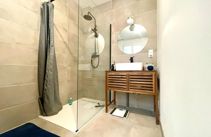 Appartement 65 m² avec terrasse et garage — photo 3