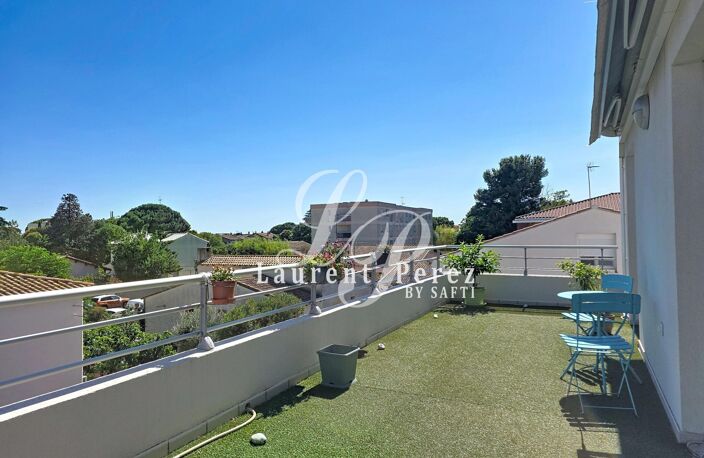 Appartement T4 traversant avec terrasse de 28 m² et parking — photo 2