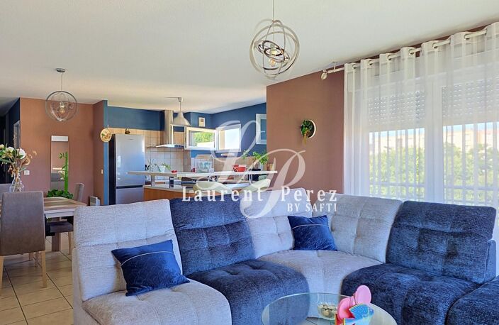 Appartement T4 traversant avec terrasse de 28 m² et parking — photo 3