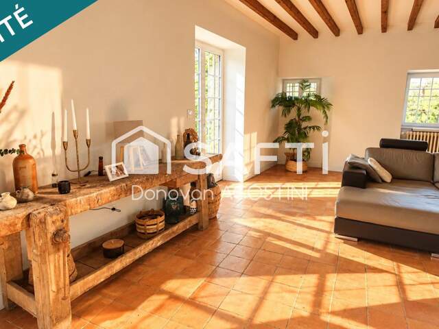 Maison de 215m² 4 chambres dont 1 suite parentale — photo du bien