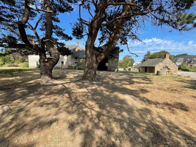 Ancien corps de ferme en pierre à rénover! — photo du bien