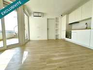 Appartement rénové au dernier étage avec aperçu mer — photo 4