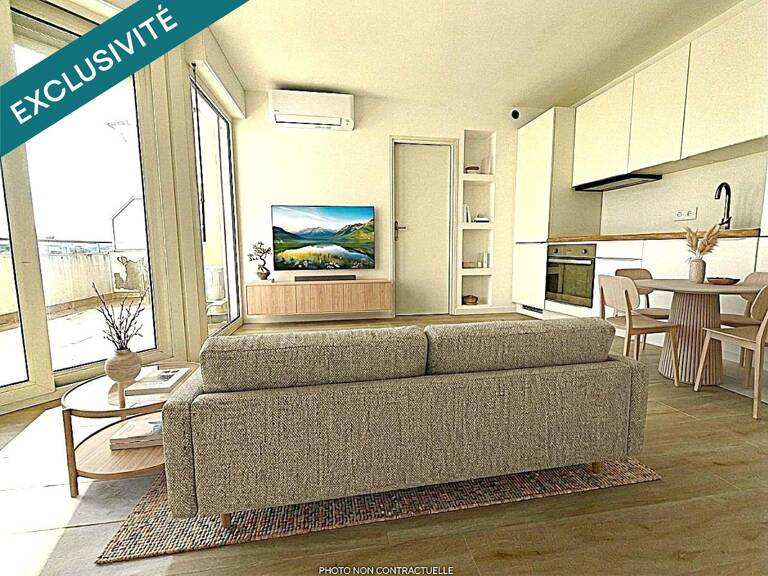 Appartement rénové au dernier étage avec aperçu mer — photo 1