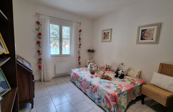 A VENDRE (VAR - 83) - Villa à vendre avec 3 chambres proche — photo 2