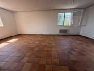 Maison individuelle Drap : 2 appartement; stationnement; jar — photo 4