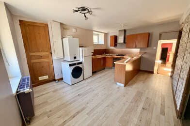 Maison 4 pièces 870 €