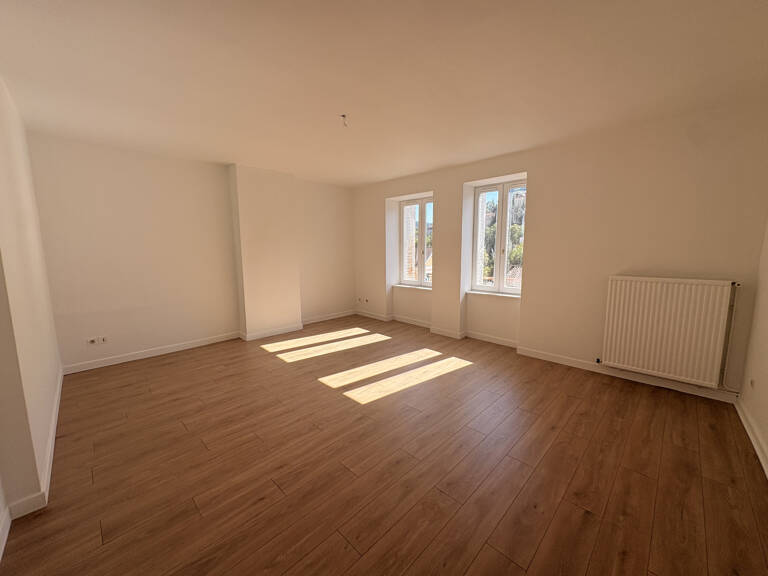 Appartement T3 1er étage avec Garage - TARARE — photo 1