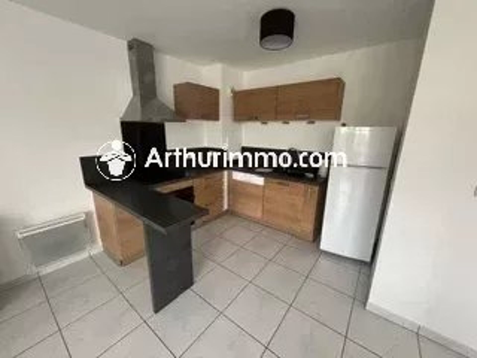 Appartement 3 pièces 57 m² · à Savigny-le-Temple · 57 m² · 1 068 €