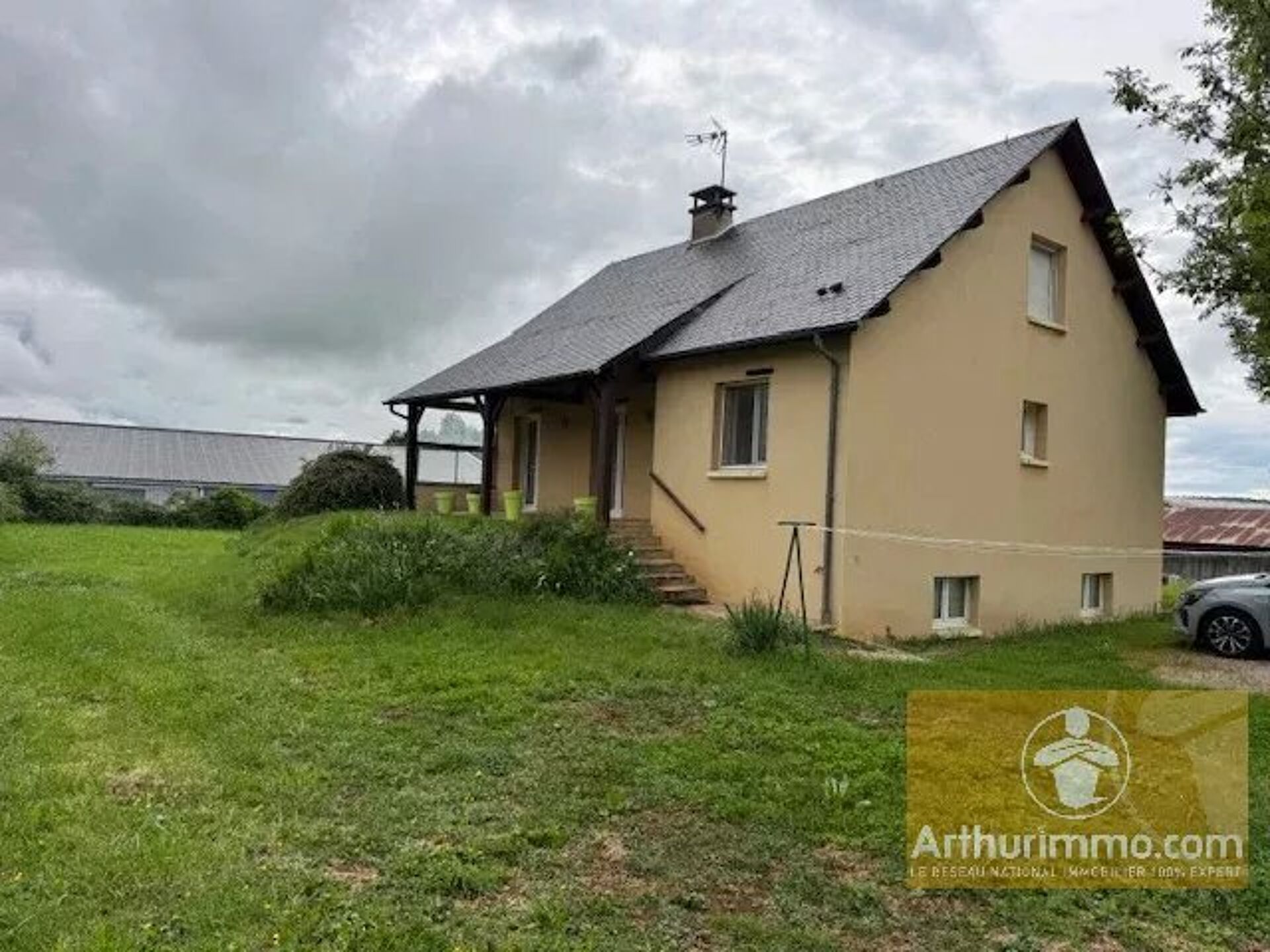 Maison 5 pièces 140 m² · à Montrozier · 140 m² · 195 000 €