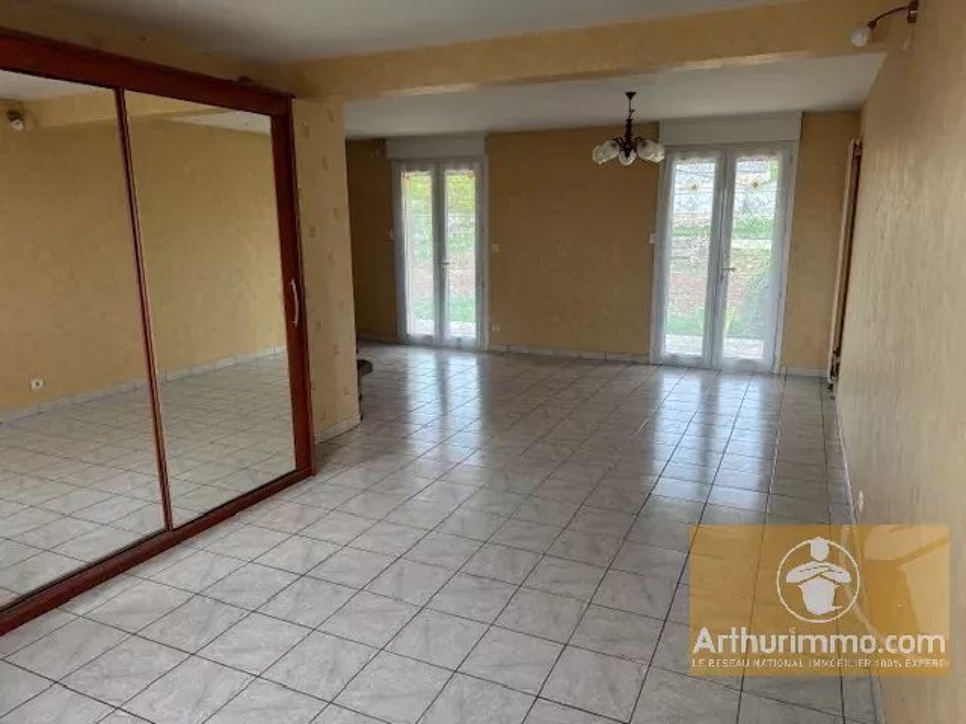 Acheter maison de 5 pièces 140 m² 187 000 € à Montrozier (12630) : une annonce Arthurimmo.com — 4