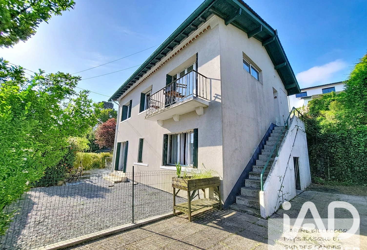 Vente Maison/villa 8 pièces — photo 1